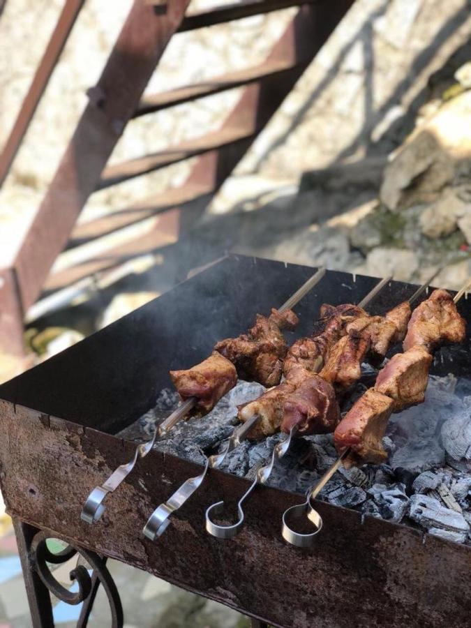 Gostevoy Dom Samir Hotel Gagra Buitenkant foto