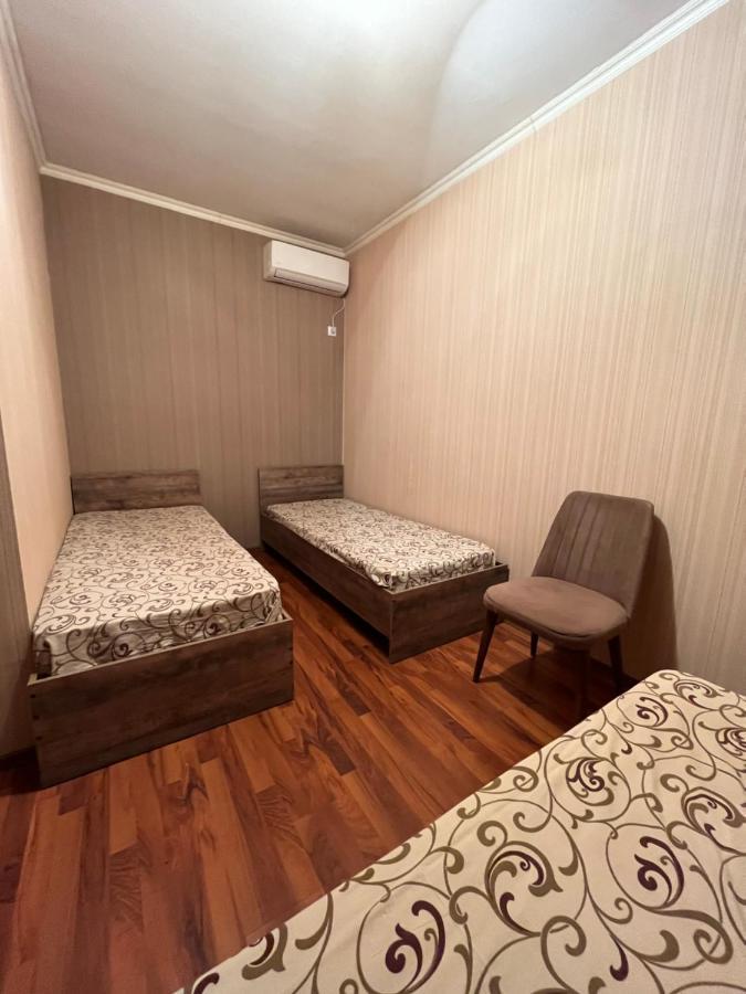 Gostevoy Dom Samir Hotel Gagra Buitenkant foto