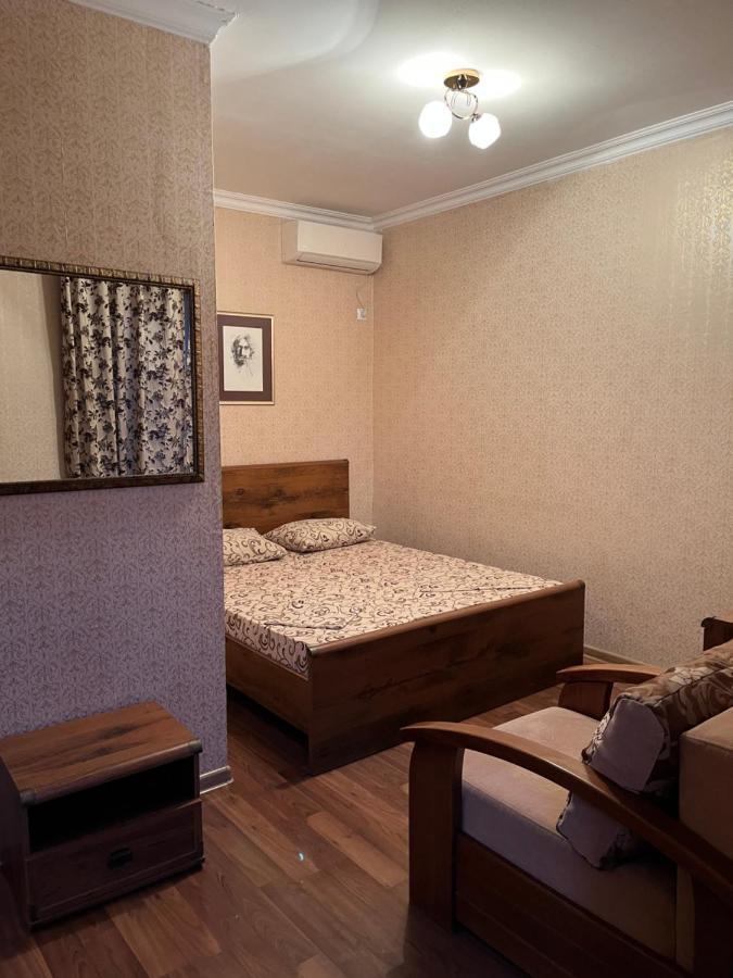 Gostevoy Dom Samir Hotel Gagra Buitenkant foto
